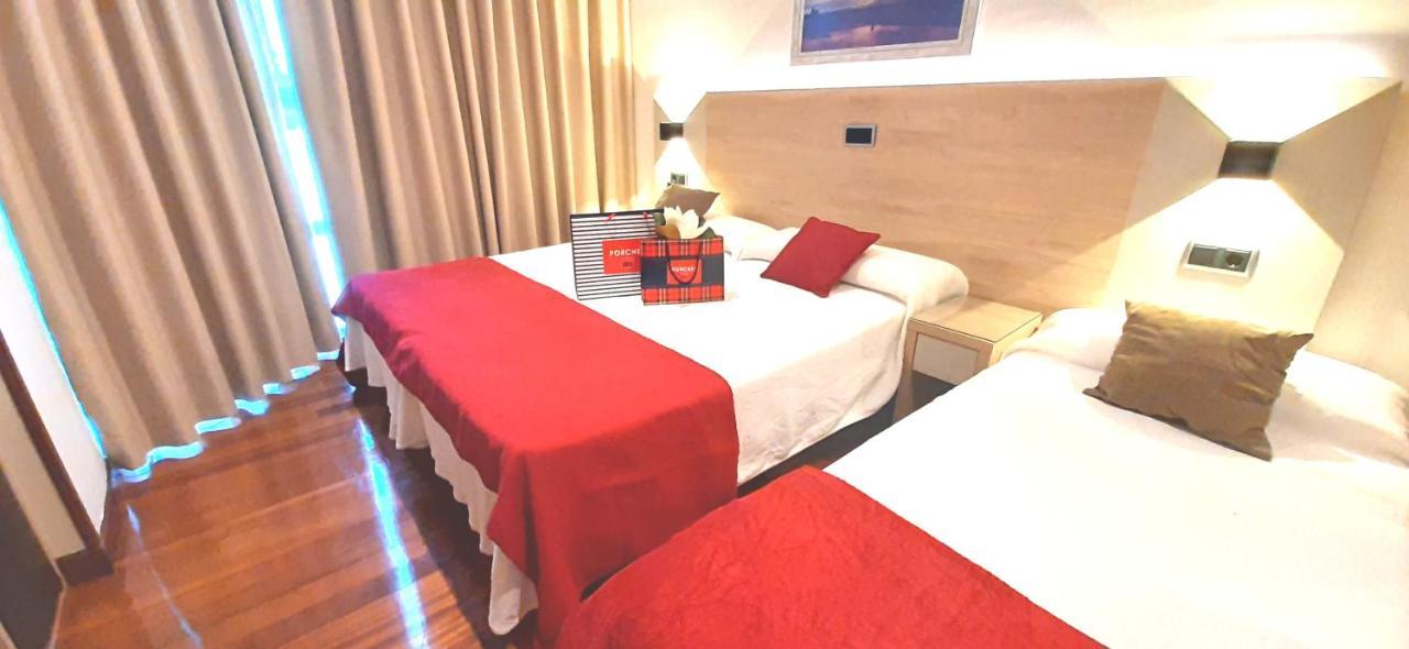 Hotel Nueva Plaza Maliaño Екстериор снимка
