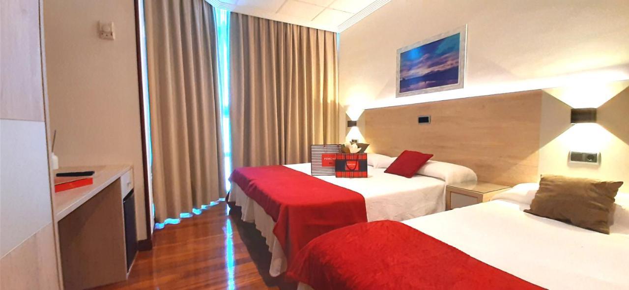 Hotel Nueva Plaza Maliaño Екстериор снимка