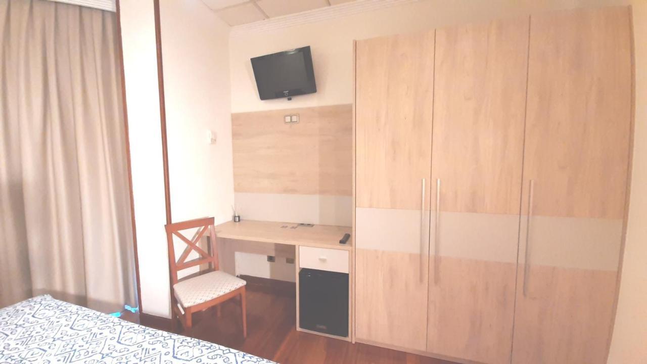 Hotel Nueva Plaza Maliaño Екстериор снимка