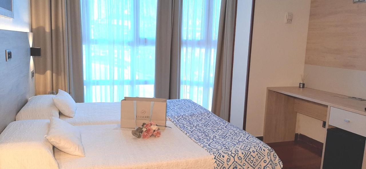 Hotel Nueva Plaza Maliaño Екстериор снимка