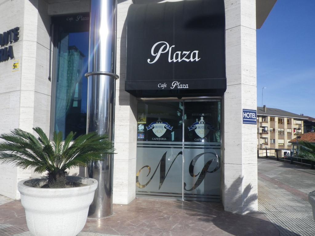 Hotel Nueva Plaza Maliaño Екстериор снимка