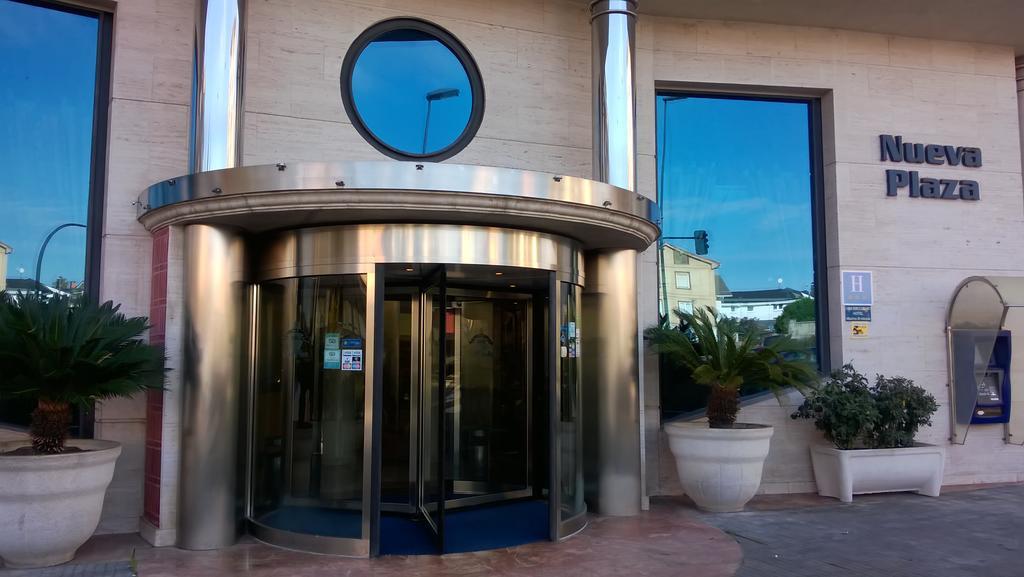 Hotel Nueva Plaza Maliaño Екстериор снимка